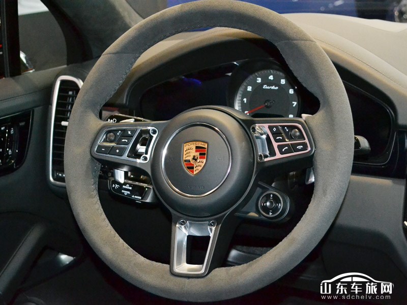 2019款 保时捷卡宴Coupe 中控