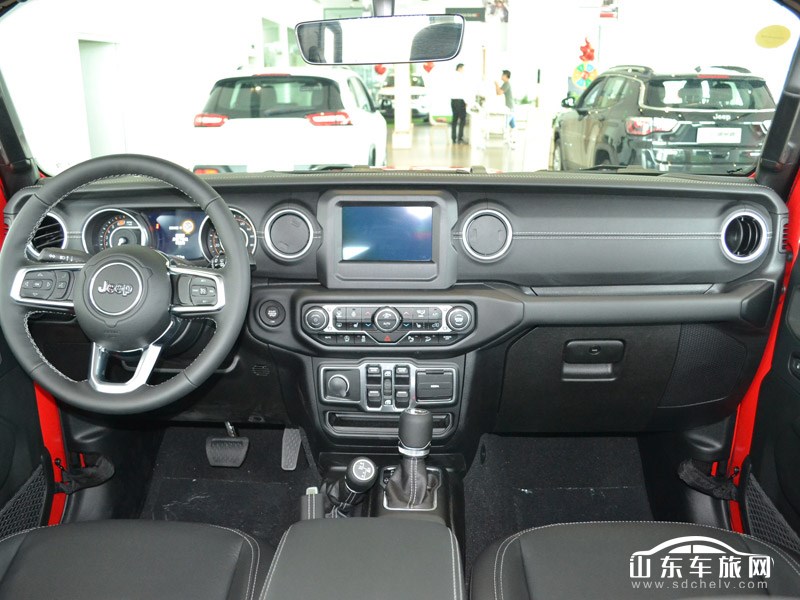 2018款 Jeep牧马人 中控