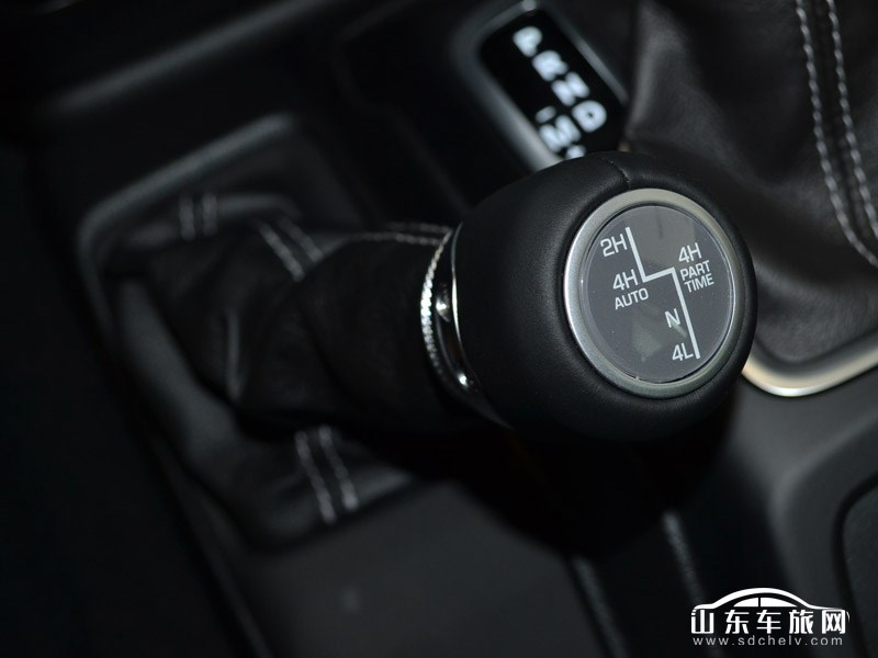 2018款 Jeep牧马人 中控