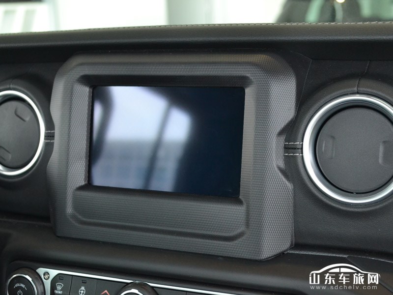 2018款 Jeep牧马人 中控