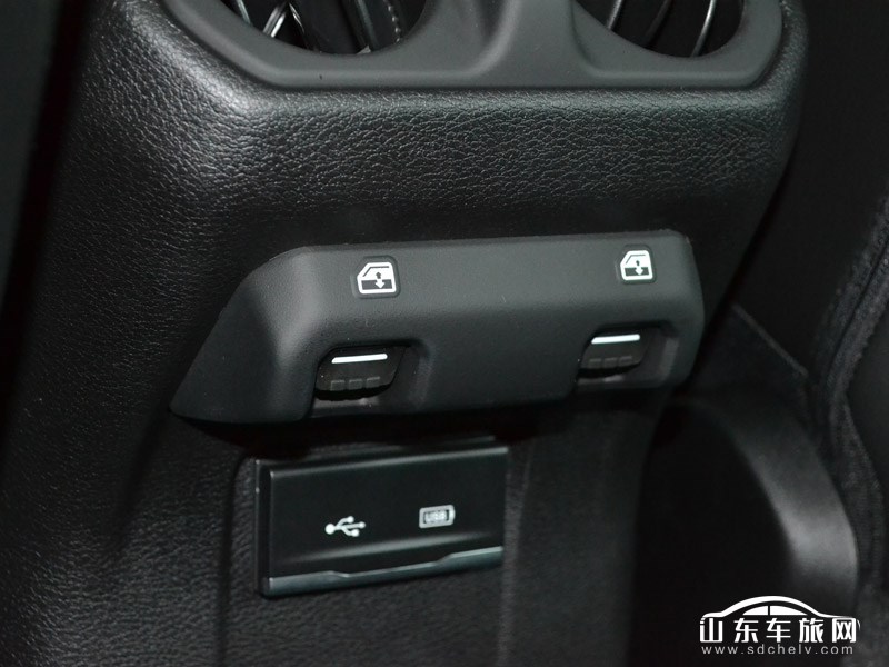 2018款 Jeep牧马人 内饰