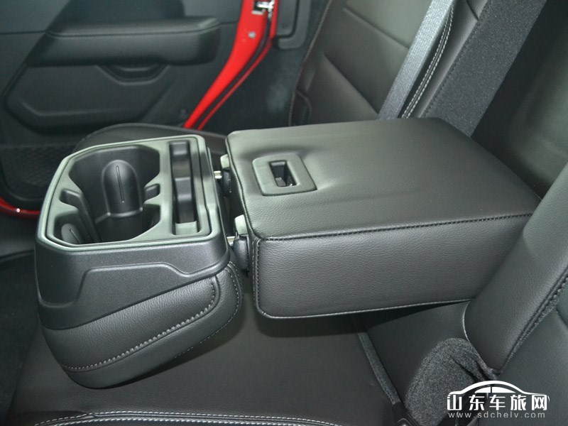 2018款 Jeep牧马人 内饰