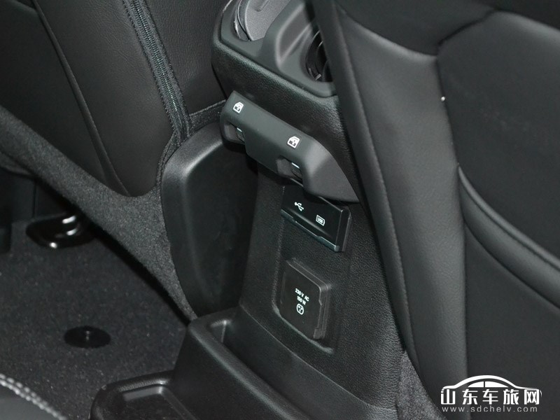 2018款 Jeep牧马人 内饰