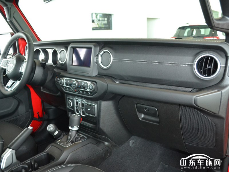 2018款 Jeep牧马人 内饰
