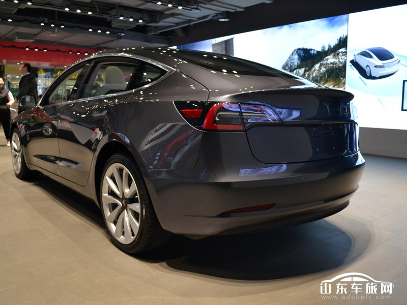 209款 特斯拉Model 3 外观