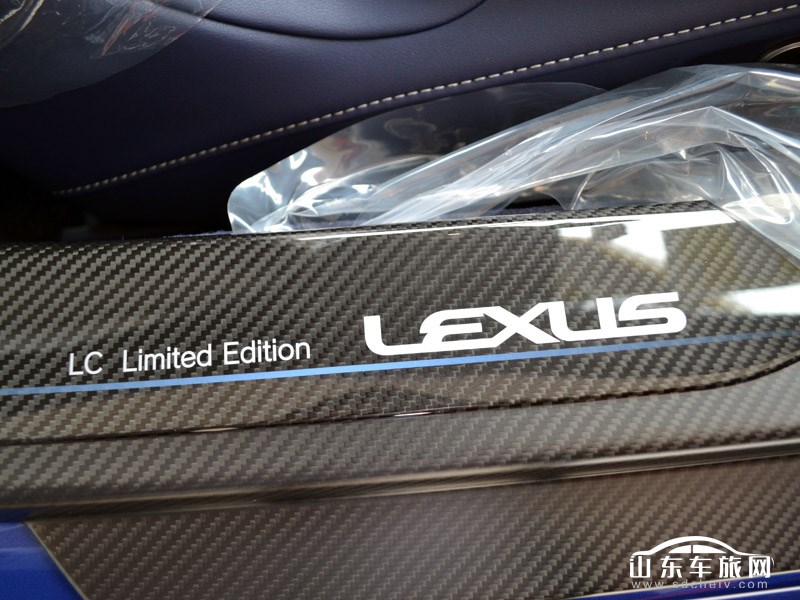 2018款 雷克萨斯LC500h 内饰