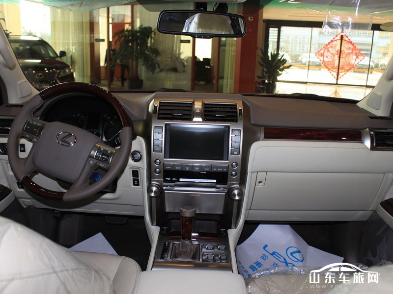 2011款 GX400 中控台