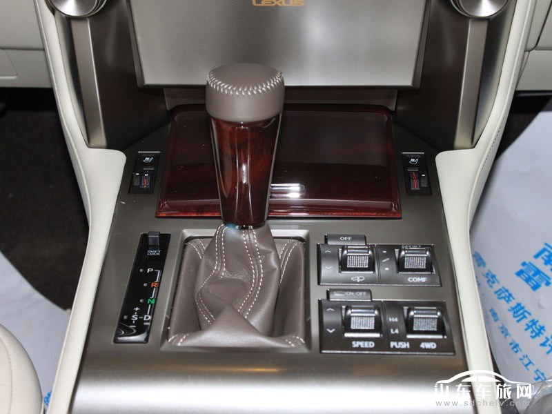 2011款 GX400 中控台
