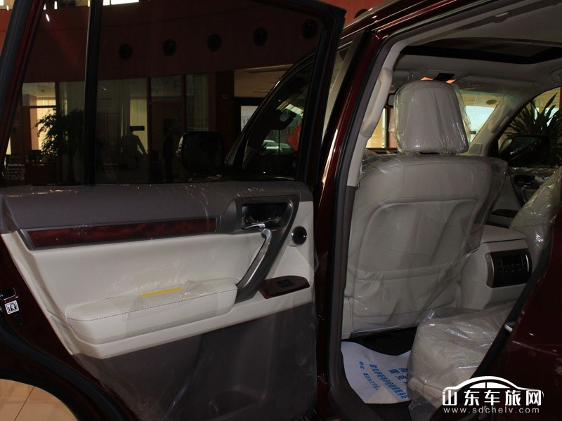 2011款 GX400 内饰