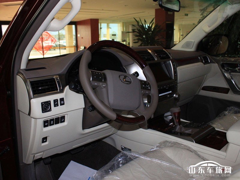 2011款 GX400 内饰