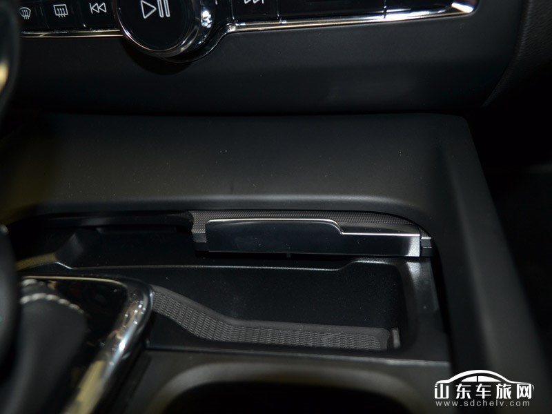2018款 沃尔沃亚太 XC60 中控