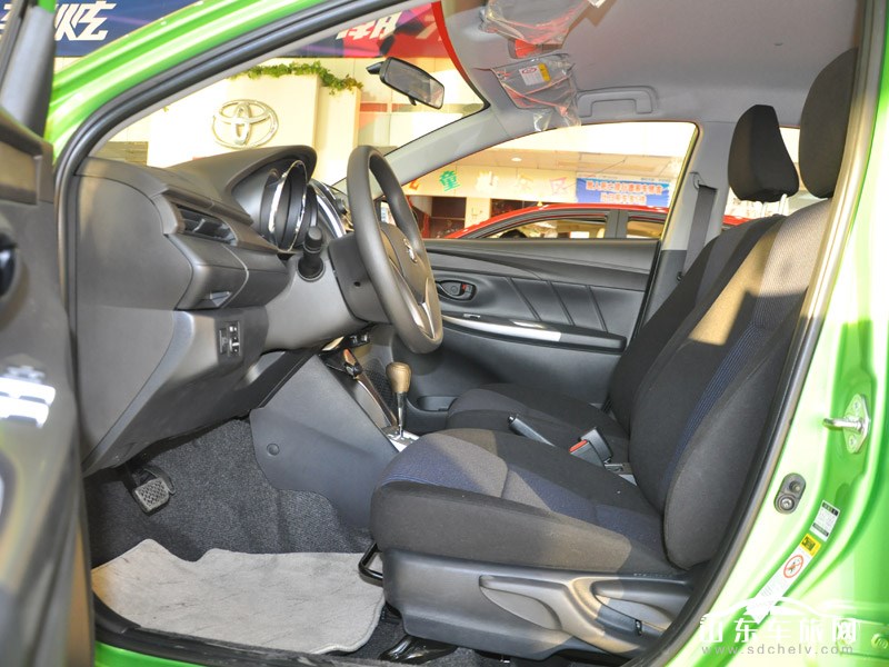2014款广汽丰田YARiS L 致炫 内饰