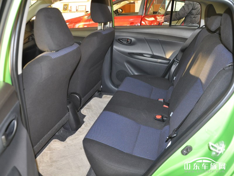 2014款广汽丰田YARiS L 致炫 内饰