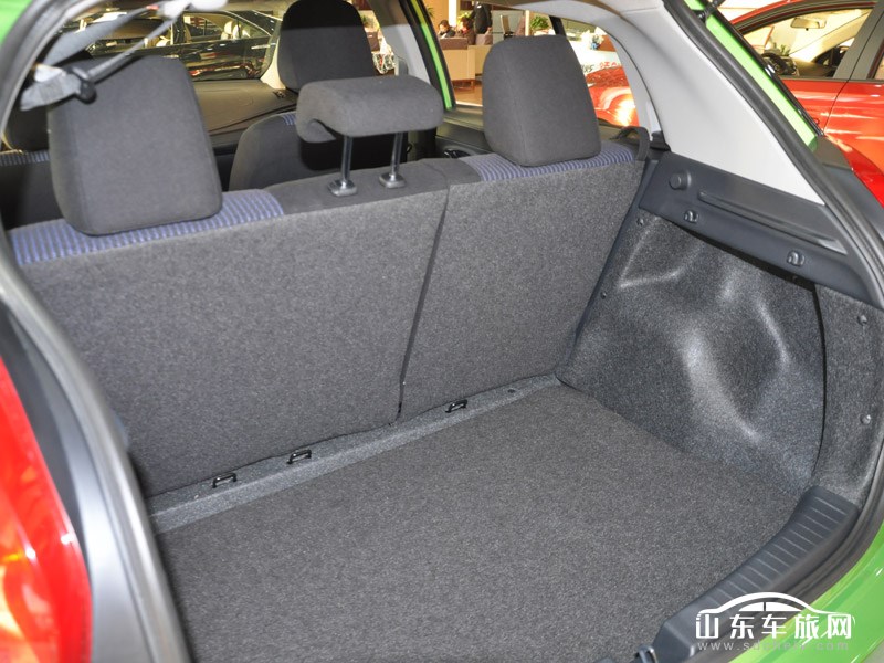 2014款广汽丰田YARiS L 致炫 内饰