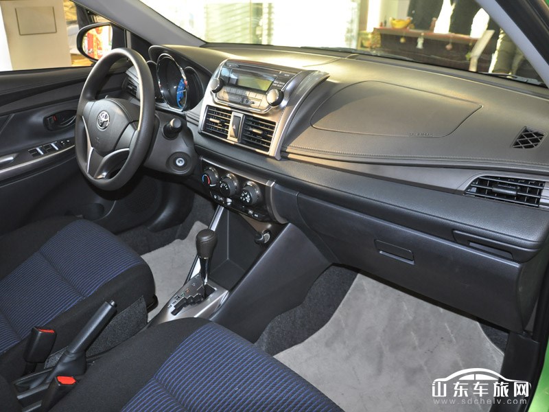 2014款广汽丰田YARiS L 致炫 内饰