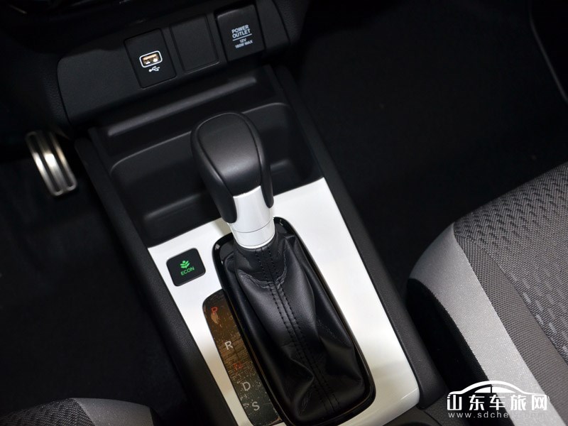 2021款 广汽本田飞度 中控