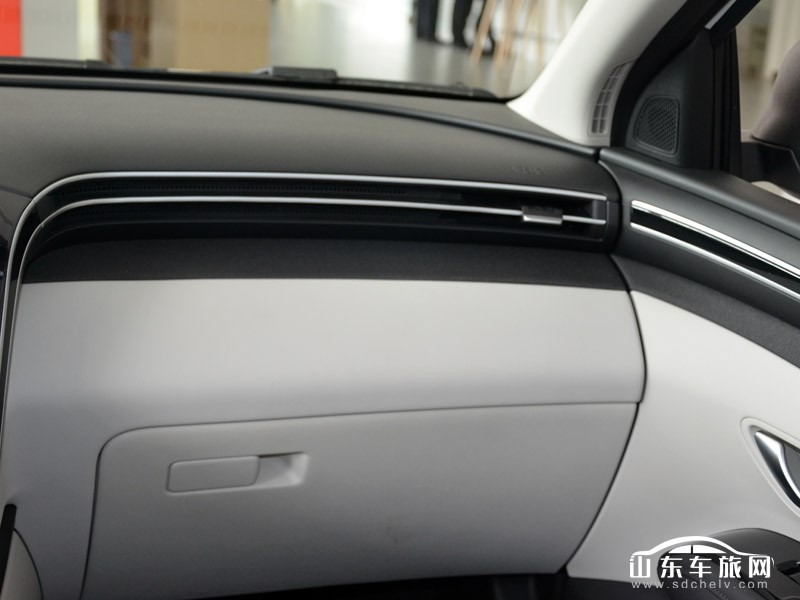 2021款 北京现代途胜 中控