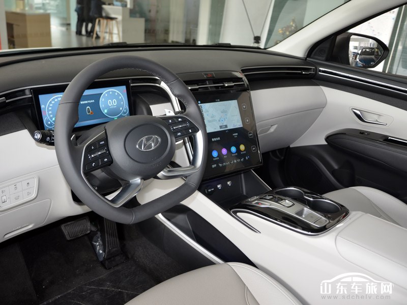 2021款 北京现代途胜 中控