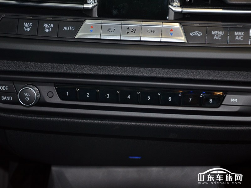 2021款 进口宝马2系 中控