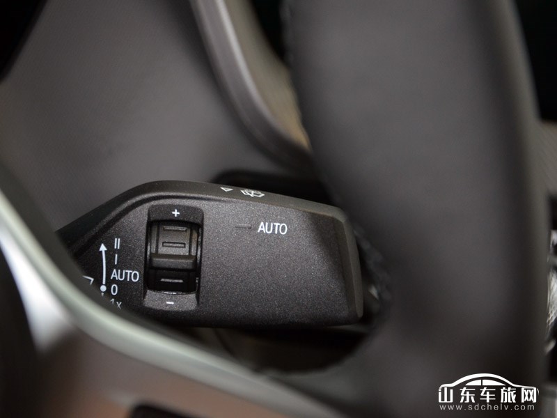 2021款 进口宝马2系 中控