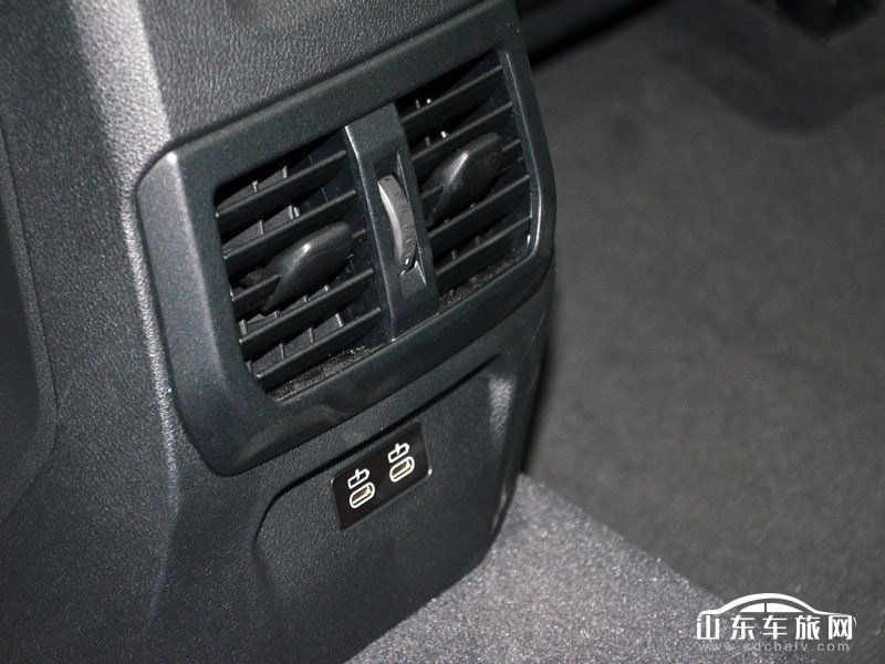 2021款 进口宝马2系 内饰