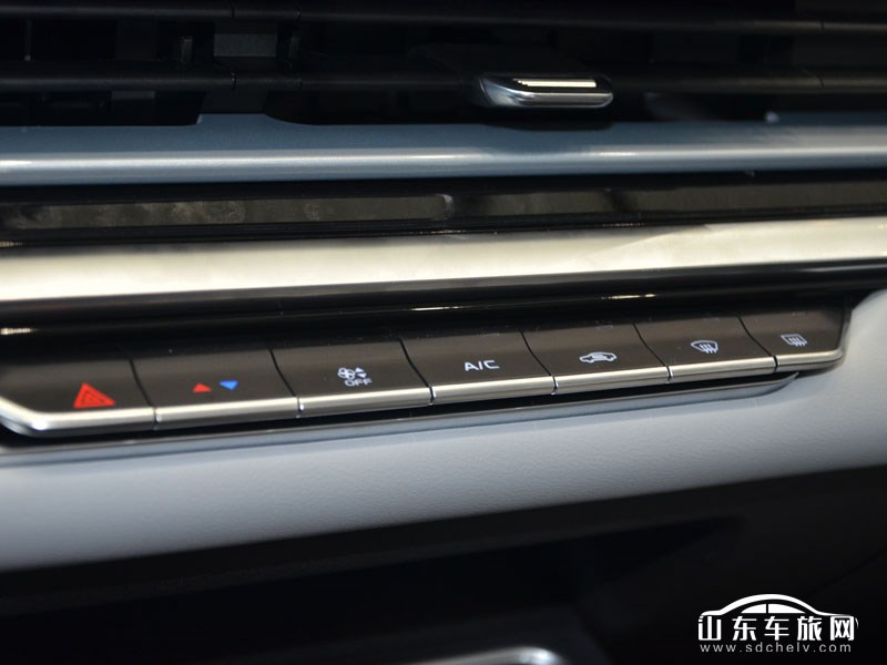 2022款 吉利帝豪 中控