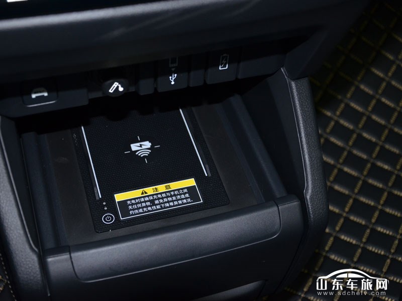 2022款 东风本田艾力绅 中控