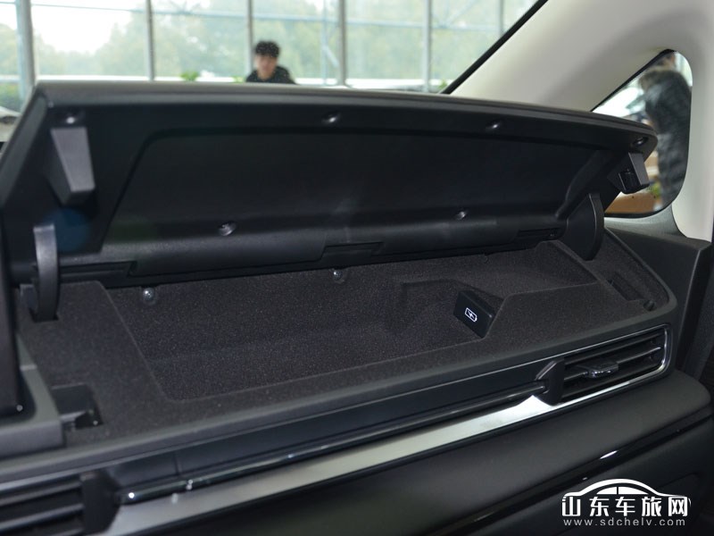 2022款 东风本田艾力绅 内饰