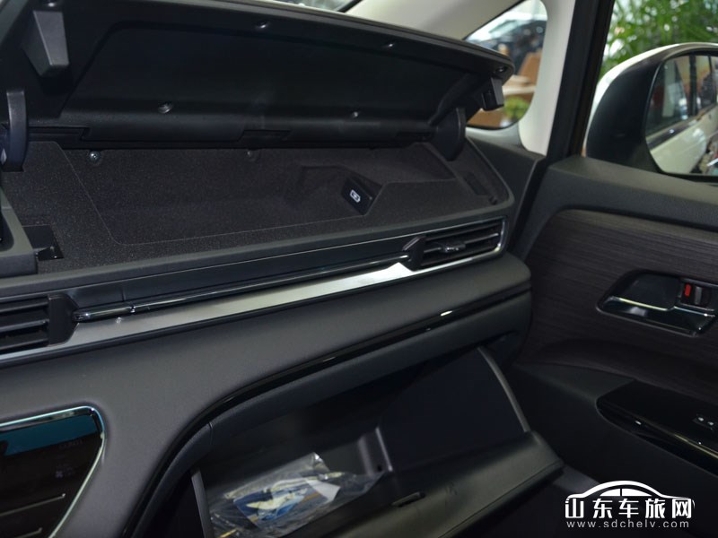 2022款 东风本田艾力绅 内饰