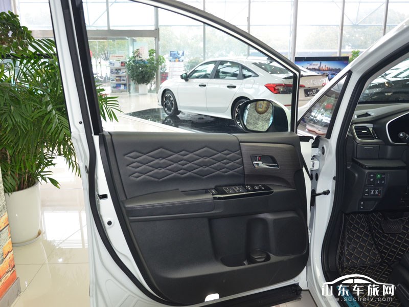 2022款 东风本田艾力绅 内饰