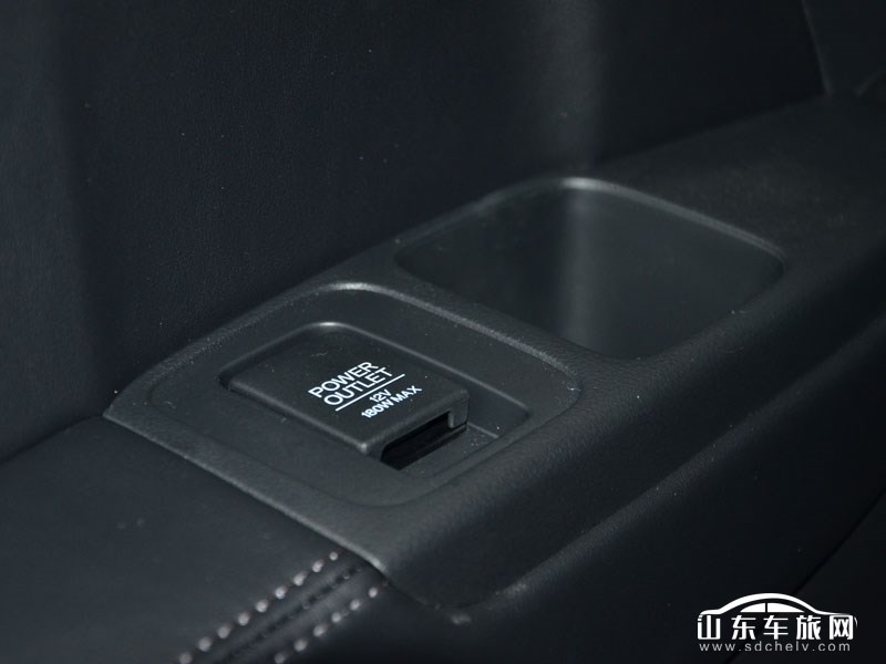 2022款 东风本田艾力绅 内饰