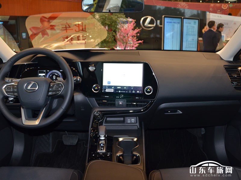 2022款 雷克萨斯NX 中控