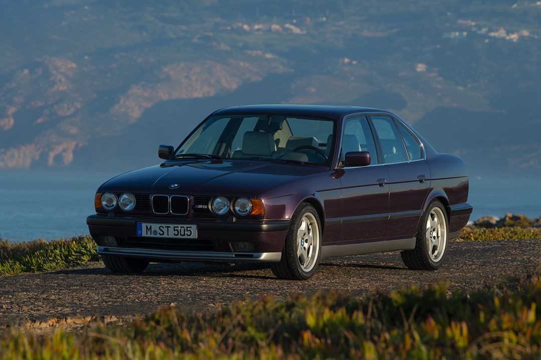 BMW-E34-M5-photos-24.jpg