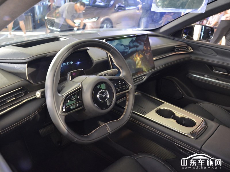 2025款 长安马自达EZ-6 中控