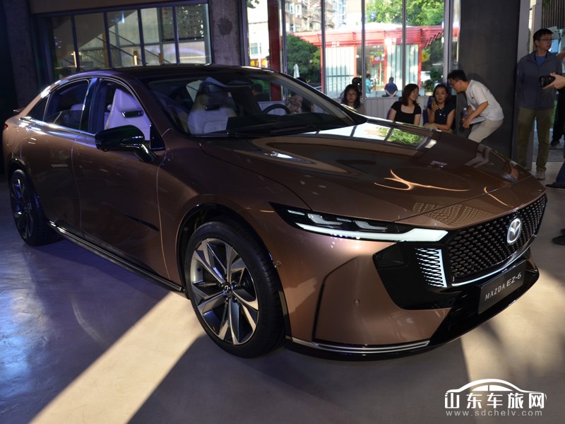 2025款 长安马自达EZ-6 内饰