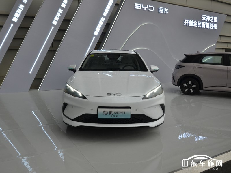 2025款 比亚迪海豹05 DM-i 外观