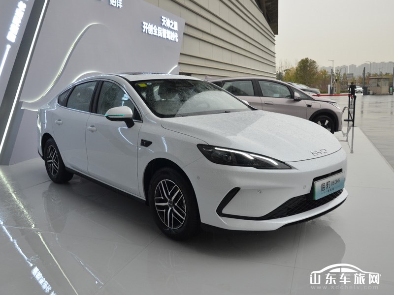 2025款 比亚迪海豹05 DM-i 外观