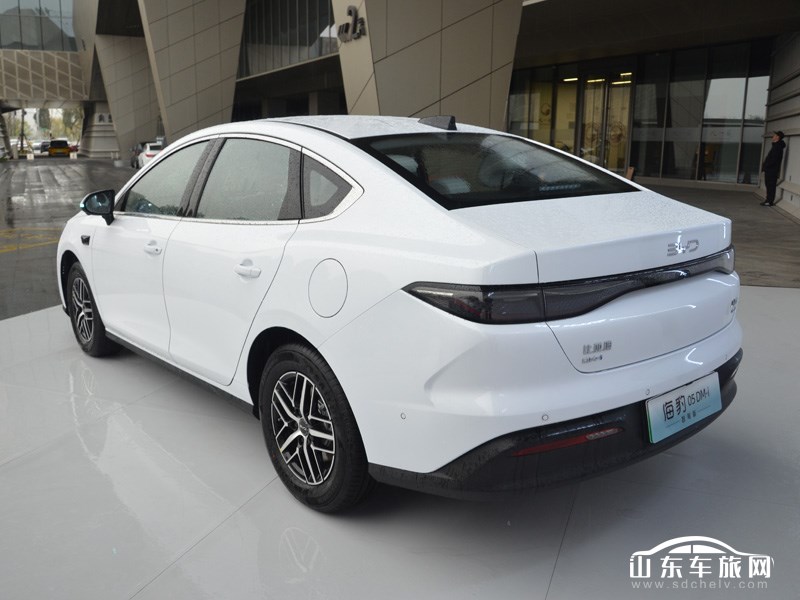 2025款 比亚迪海豹05 DM-i 外观