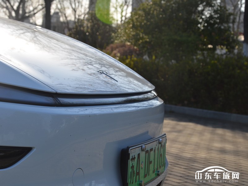 2025款 特斯拉Model Y换新版 其它