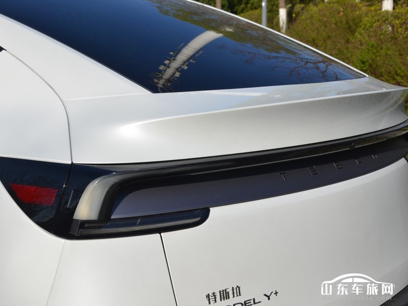 2025款 特斯拉Model Y换新版 其它