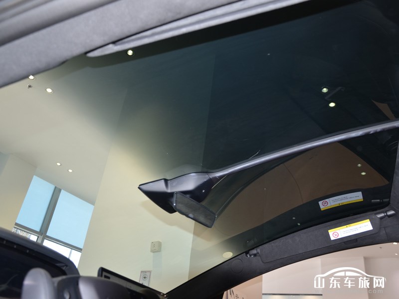 2025款 特斯拉Model X 内饰