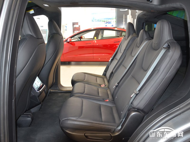 2025款 特斯拉Model X 内饰