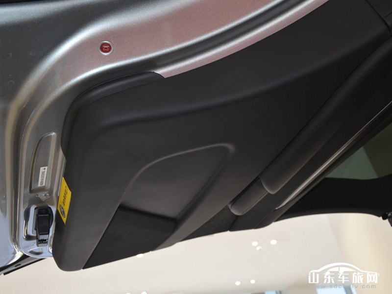 2025款 特斯拉Model X 内饰