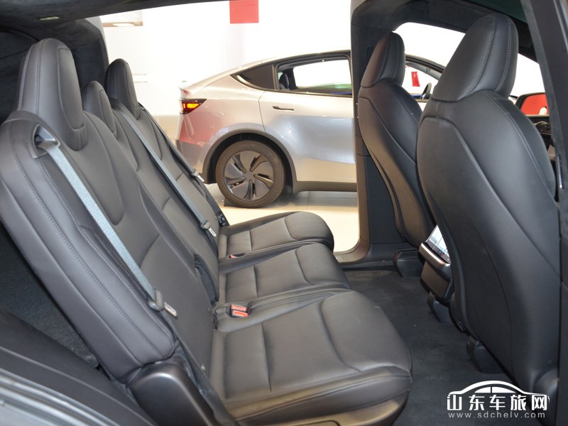 2025款 特斯拉Model X 内饰