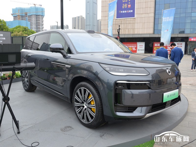 2025款 腾势N9 外观