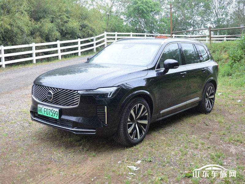 2025款 进口沃尔沃XC90 外观