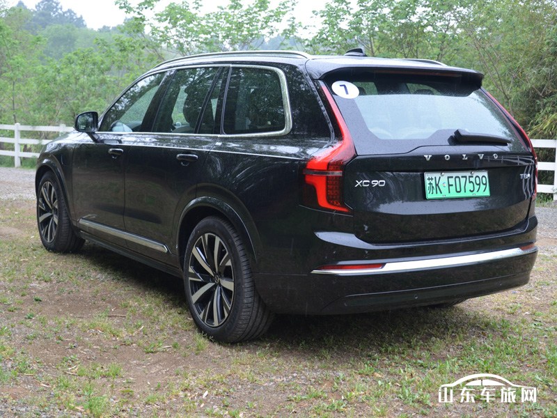 2025款 进口沃尔沃XC90 外观