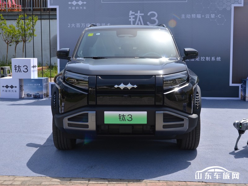 2025款 方程豹钛3 外观