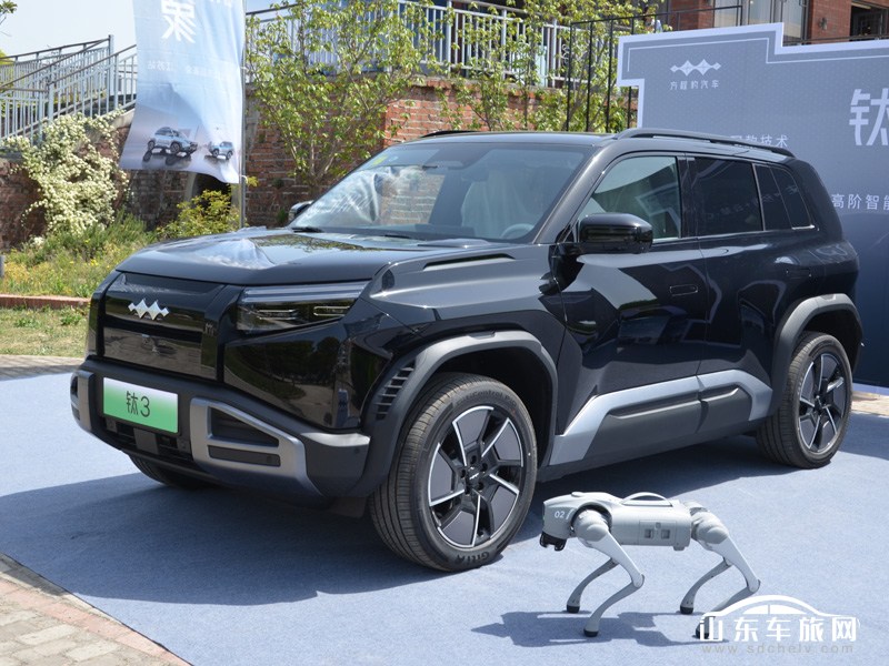 2025款 方程豹钛3 外观