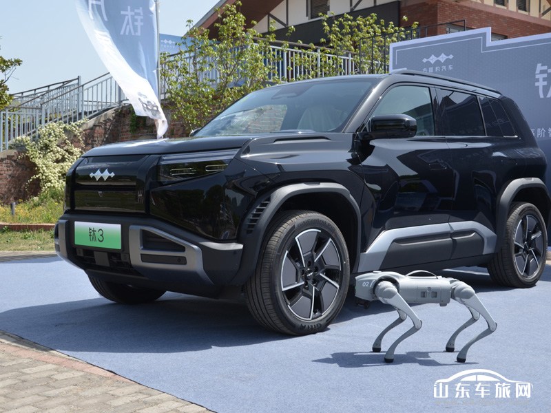 2025款 方程豹钛3 外观